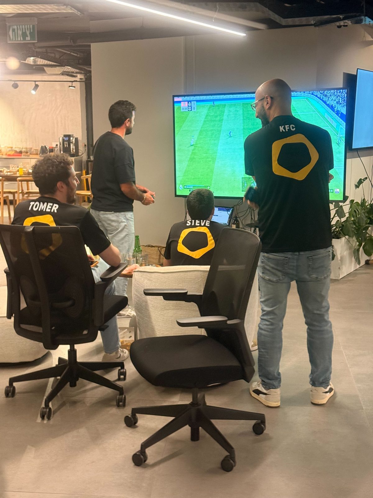 Ludeo team playing